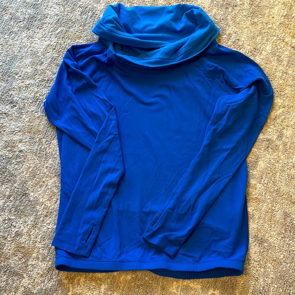 Lululemon Lon Sleeve Women’s Royal Blue Top Size 8-10? Missing tags EUC